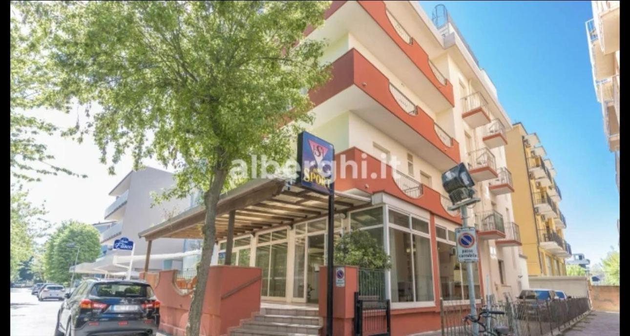 Hotel Sport Rimini Dış mekan fotoğraf